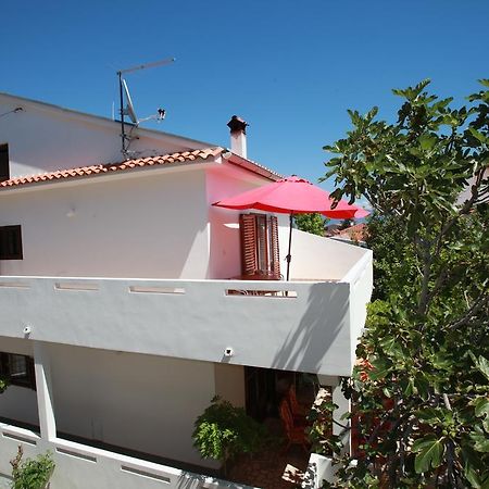 Apartments Reljic With Terrace Baška Zewnętrze zdjęcie