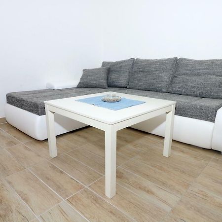 Apartments Reljic With Terrace Baška Zewnętrze zdjęcie