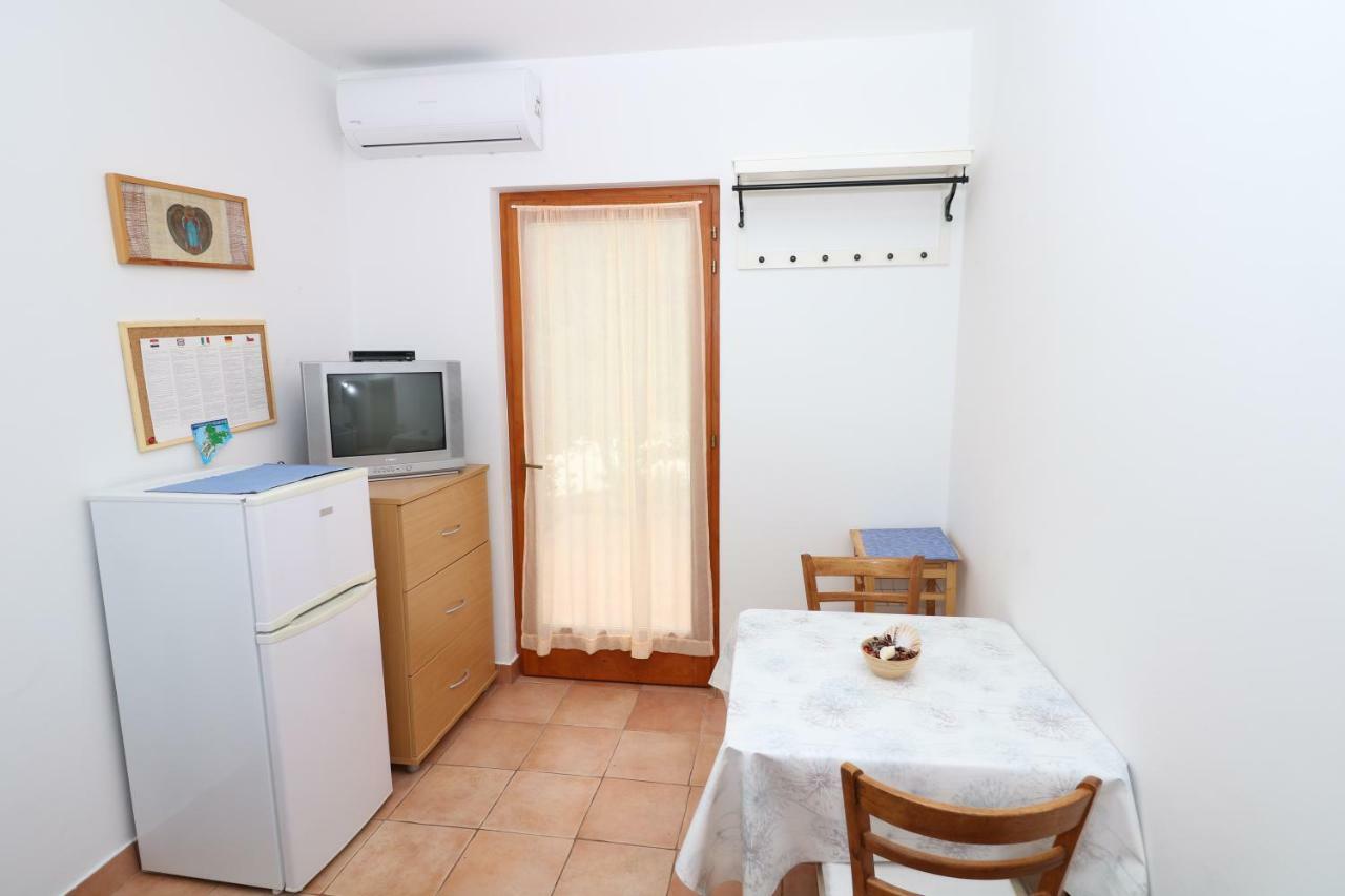 Apartments Reljic With Terrace Baška Zewnętrze zdjęcie